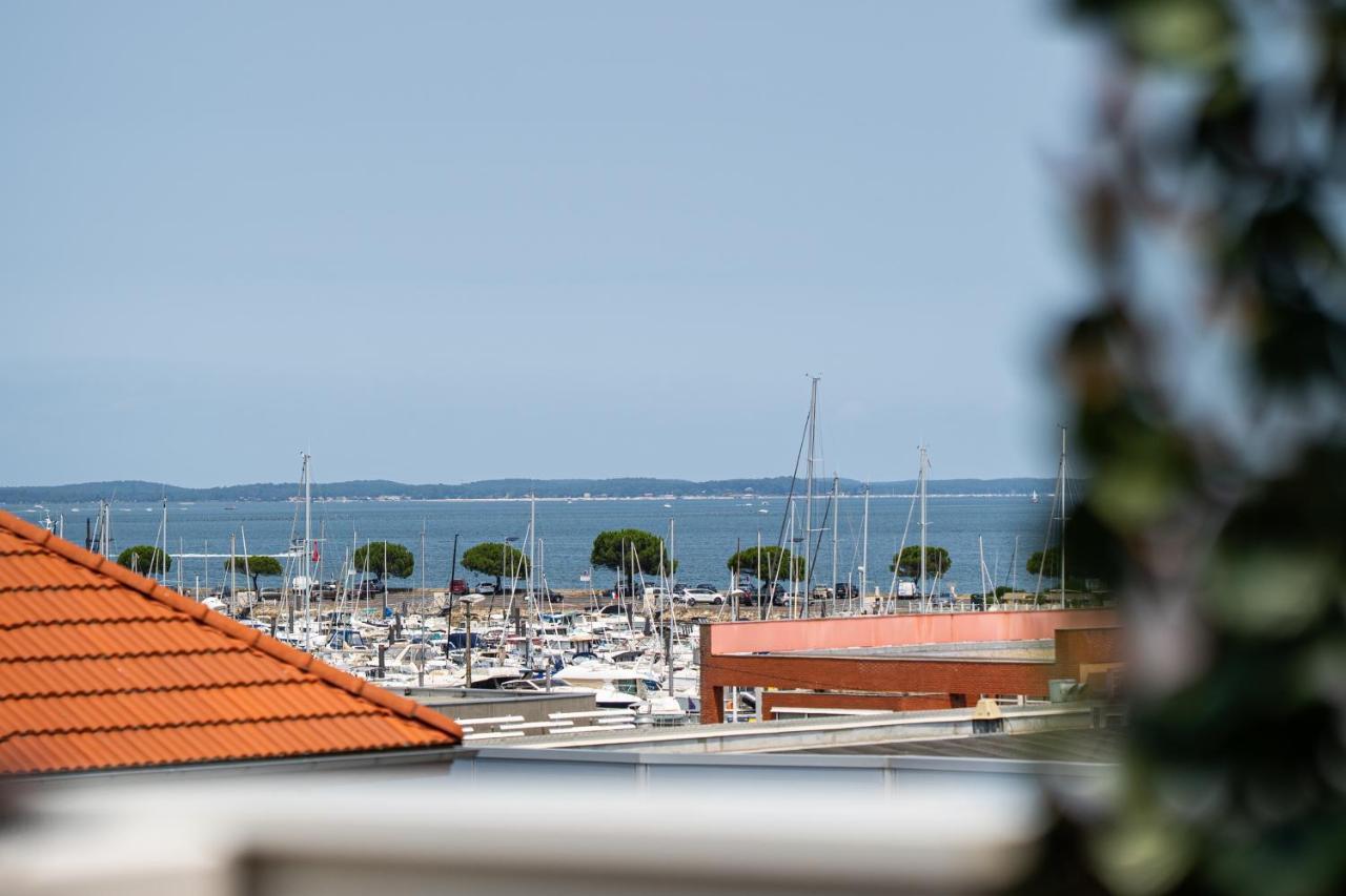 Ferienwohnung Piton Des Neiges - Nid Douillet Terrasse Vue Port Arcachon Exterior foto